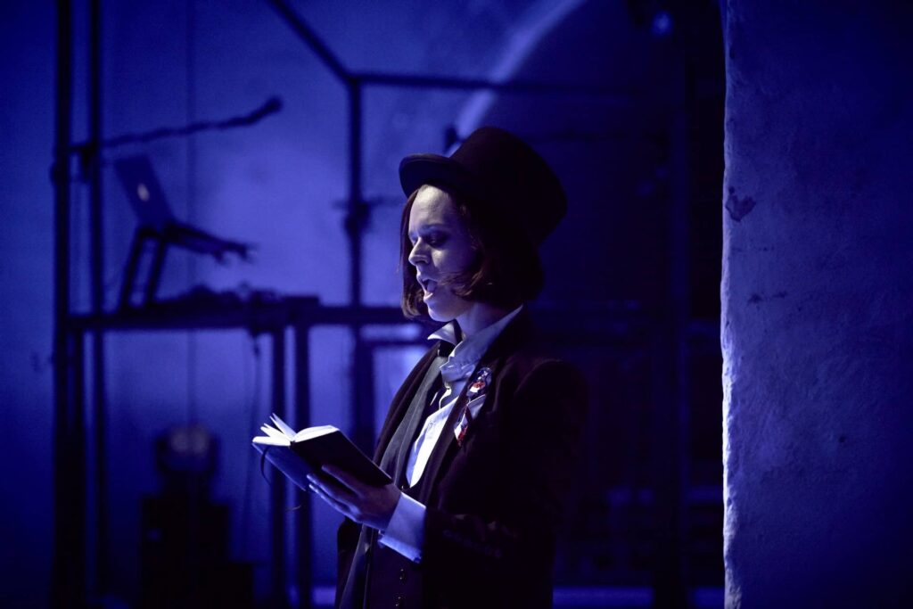 Stage Narration © Ludwig Drahosch