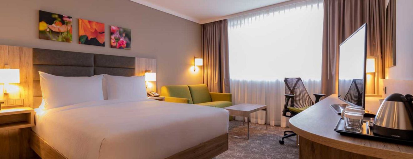 hilton-room